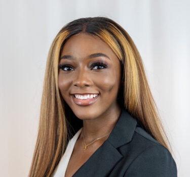 Headshot Of Ronelle Tshiela, Litigation Fellow